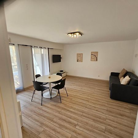 Beautiful 1 bedroom flat Nisa Exterior foto