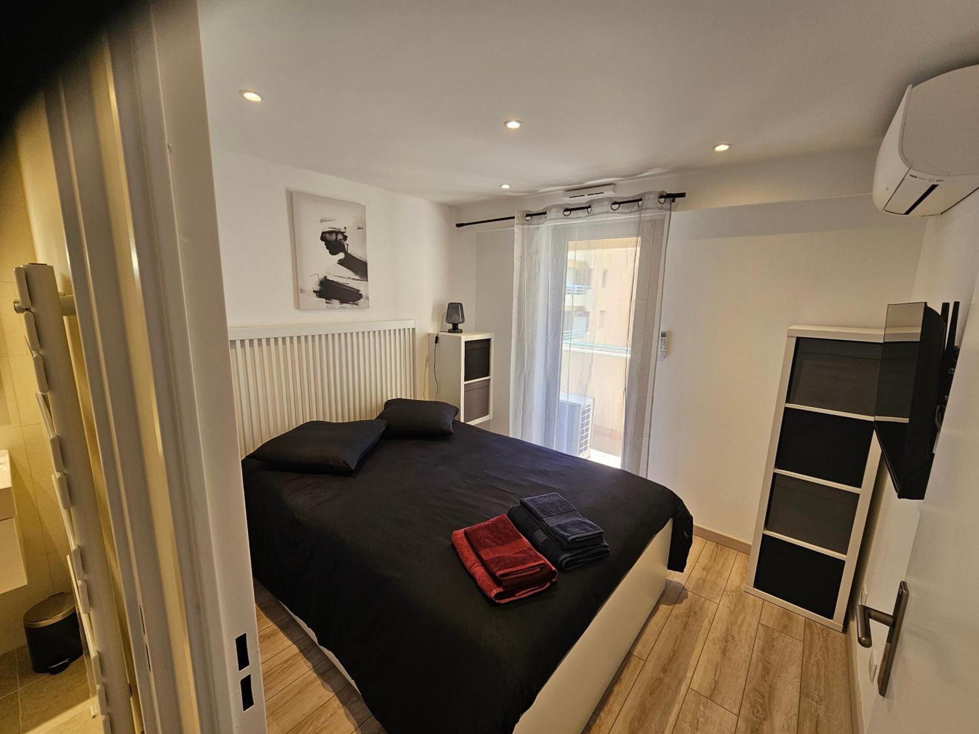 Beautiful 1 bedroom flat Nisa Exterior foto