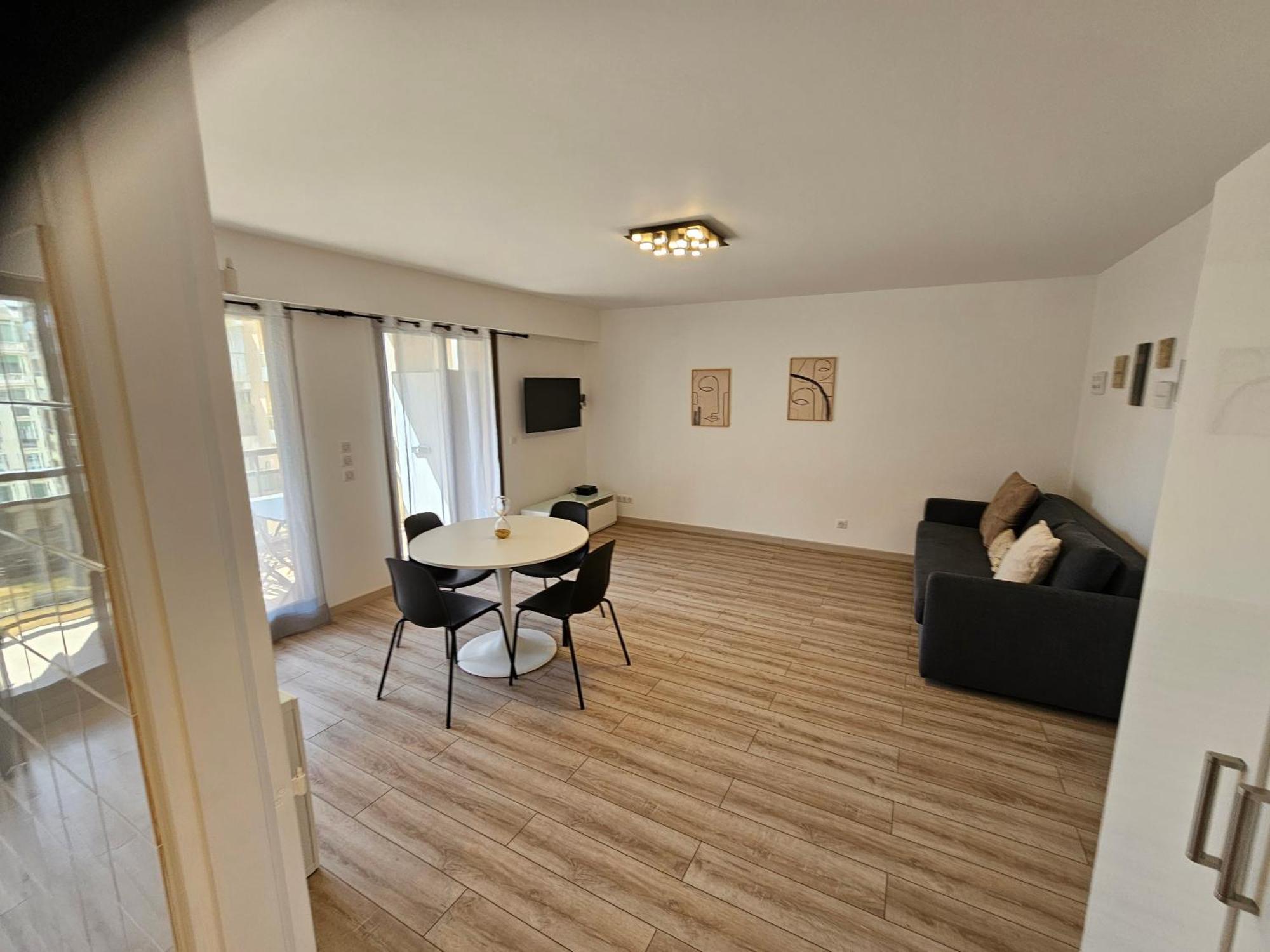 Beautiful 1 bedroom flat Nisa Exterior foto